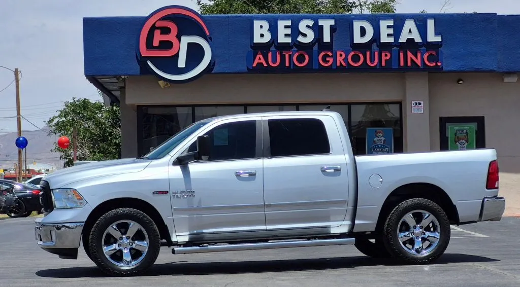 2018 RAM 1500 Big Horn 4x4 Crew Cab 5'7's photo