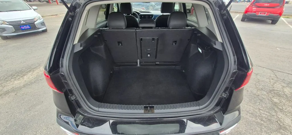 Volkswagen Taos photo 16