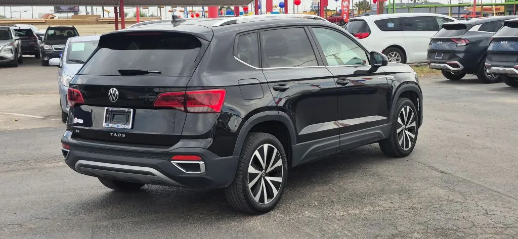 Volkswagen Taos photo 6
