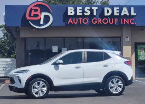 White 2025 Buick Encore GX Preferred Sport Utility 4D for sale in El Paso, TX