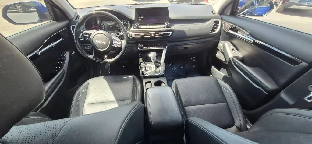 Kia Seltos photo 15