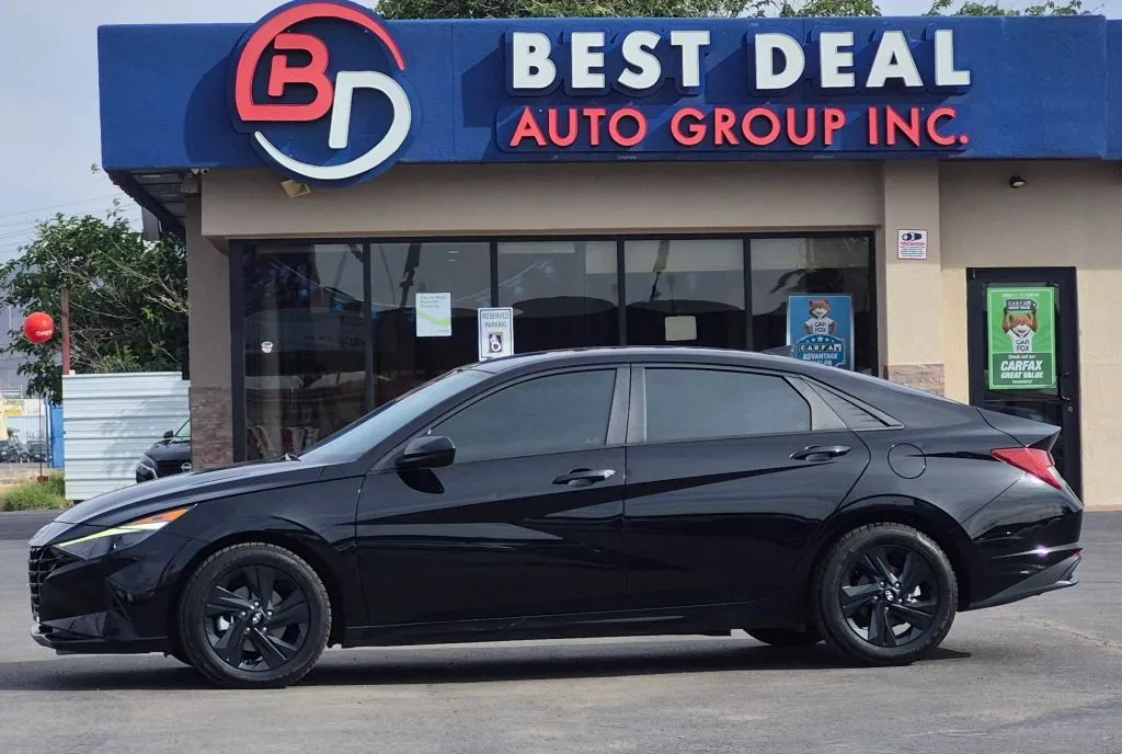 Black 2023 Hyundai Elantra Hybrid Blue HEV Sedan 4D for sale in El Paso, TX
