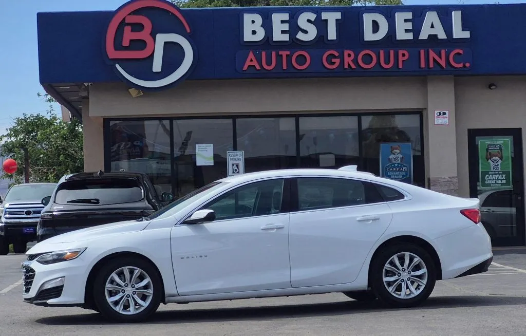 White 2025 Chevrolet Malibu 1LT Sedan 4D for sale in El Paso, TX