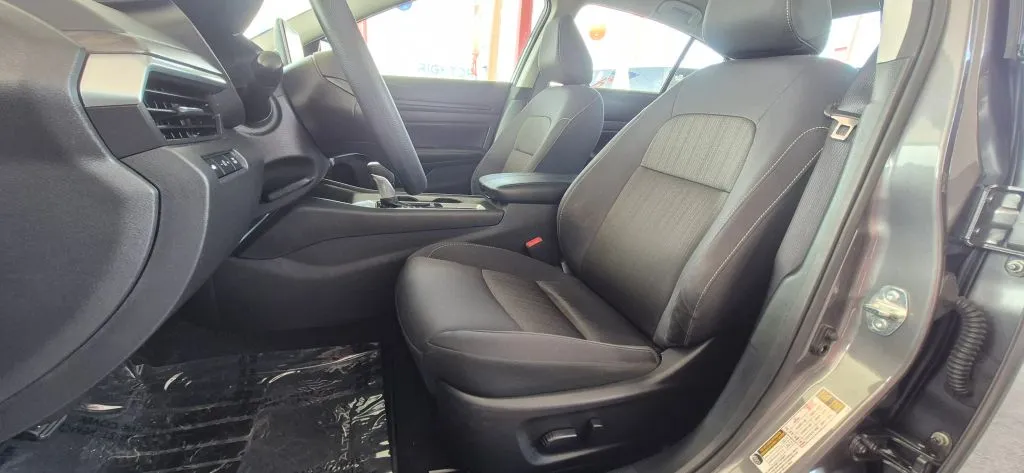 2025 Nissan Altima SV - Photo 11