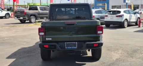 More photos of 2022 Jeep Gladiator Sport Pickup 4D 5 ft at Best Deal Auto Group, TX