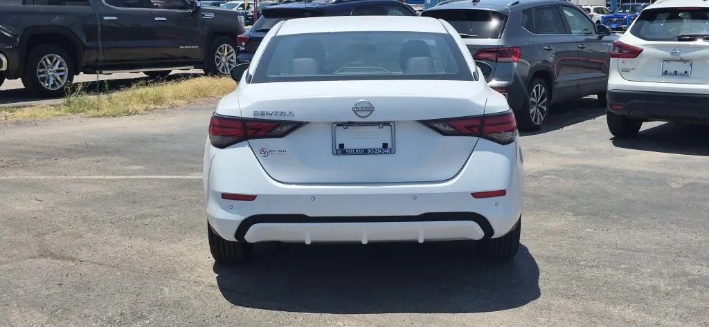 Nissan Sentra photo 5