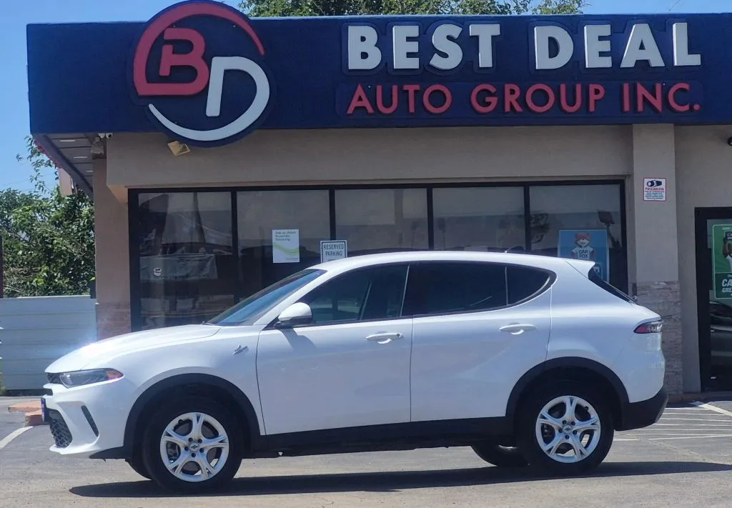 White 2024 Dodge Hornet GT Sport Utility 4D for sale in El Paso, TX