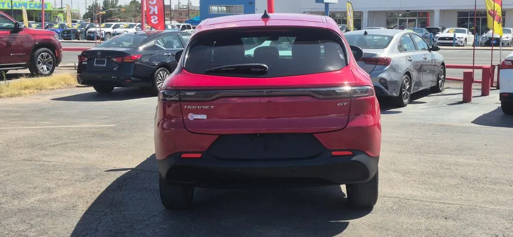 Dodge Hornet photo 5