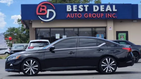 Black 2022 Nissan Altima VC-T SR Sedan 4D for sale in El Paso, TX