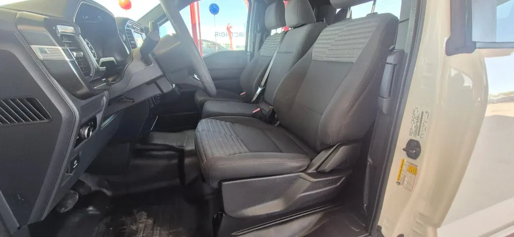 Ford F-150 photo 11