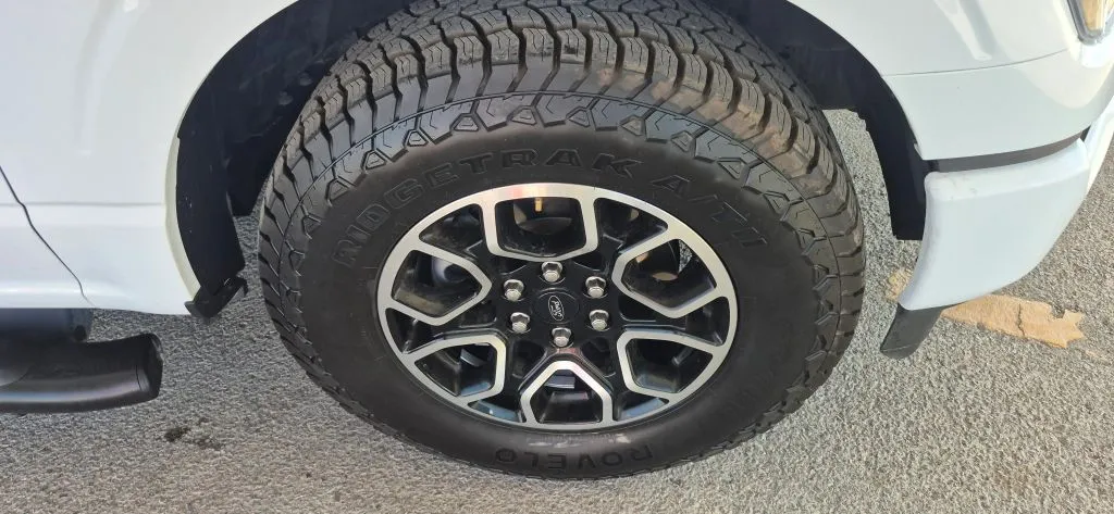 Ford F-150 photo 17