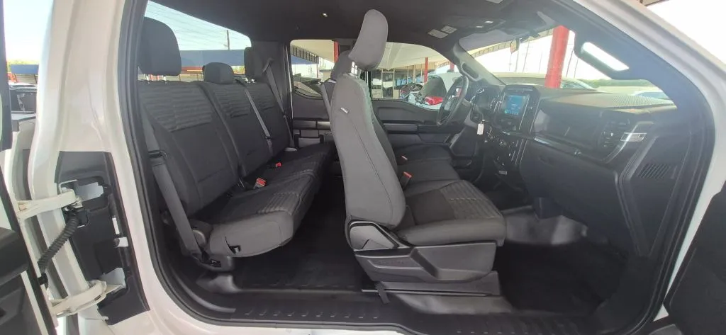 Ford F-150 photo 13