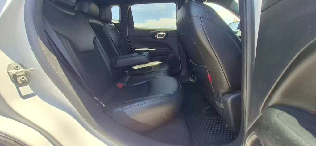 Jeep Compass photo 13