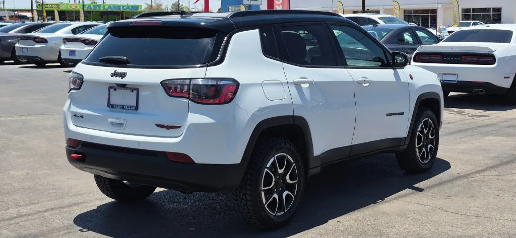 Jeep Compass photo 6