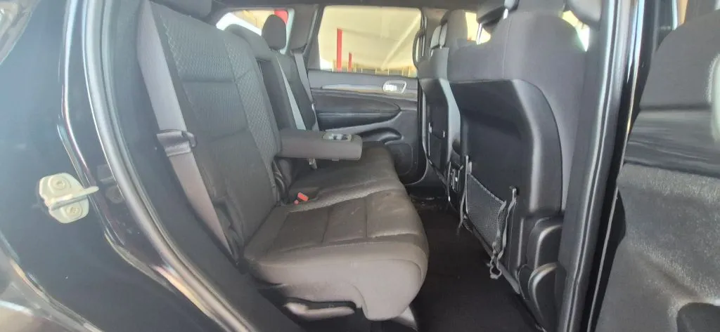 Jeep Grand Cherokee photo 14