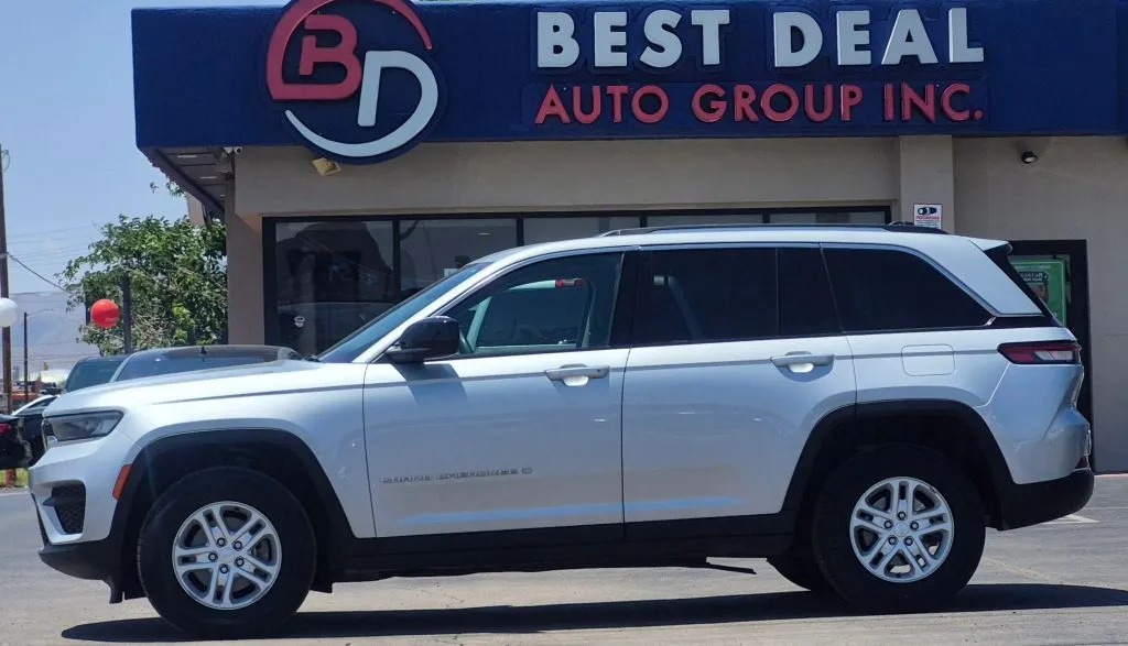 Silver 2023 Jeep Grand Cherokee Laredo Sport Utility 4D for sale in El Paso, TX