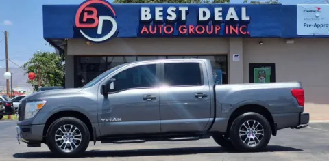 Gray 2022 Nissan Titan Crew Cab SV Pickup 4D 5 1/2 ft for sale in El Paso, TX