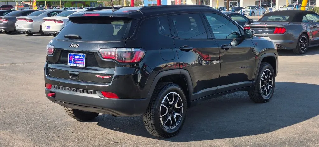 Jeep Compass photo 6