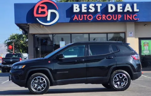 Black 2024 Jeep Compass Trailhawk Sport Utility 4D for sale in El Paso, TX