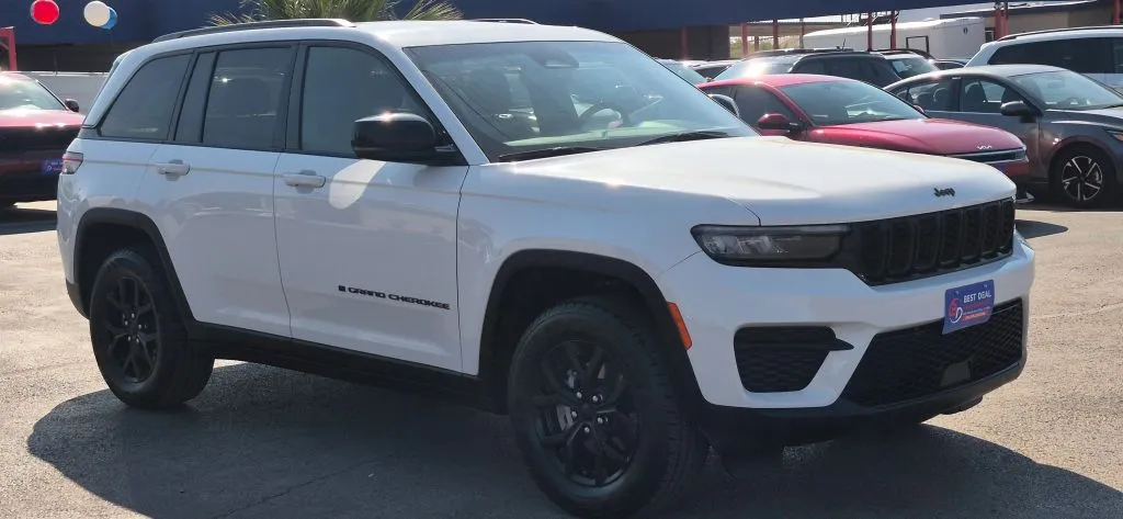 Jeep Grand Cherokee photo 8