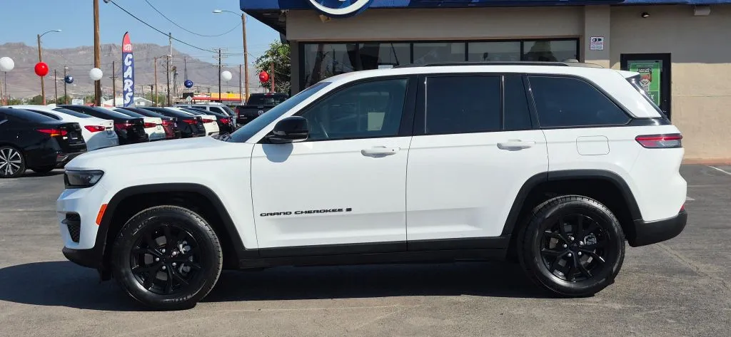 Jeep Grand Cherokee photo 3
