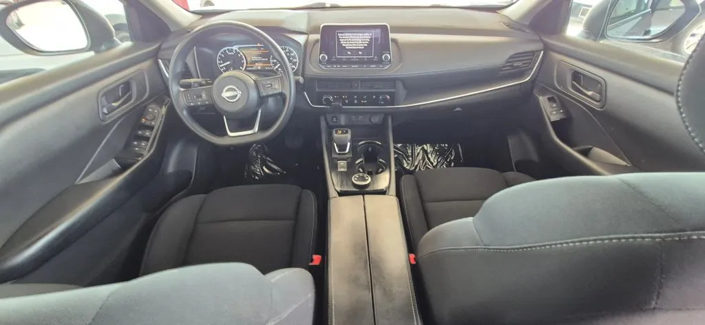 Nissan Rogue photo 15