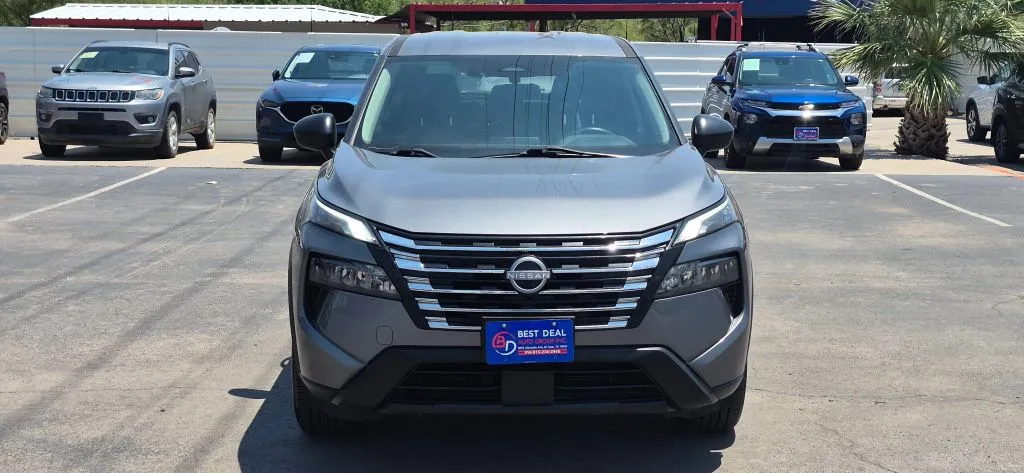 Nissan Rogue photo 9