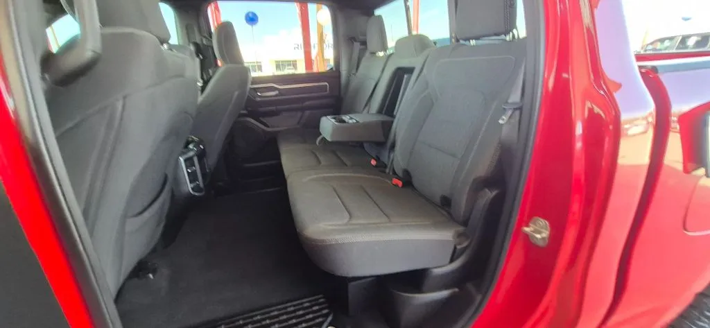 Ram 1500 photo 12