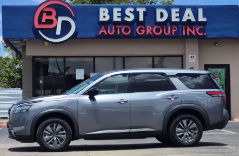 Gray 2024 Nissan Pathfinder S Sport Utility 4D for sale in El Paso, TX