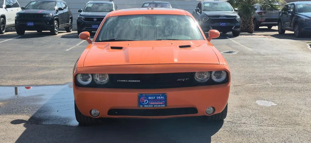Dodge Challenger photo 9
