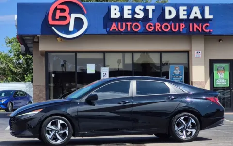 Black 2023 Hyundai Elantra SEL Sedan 4D for sale in El Paso, TX