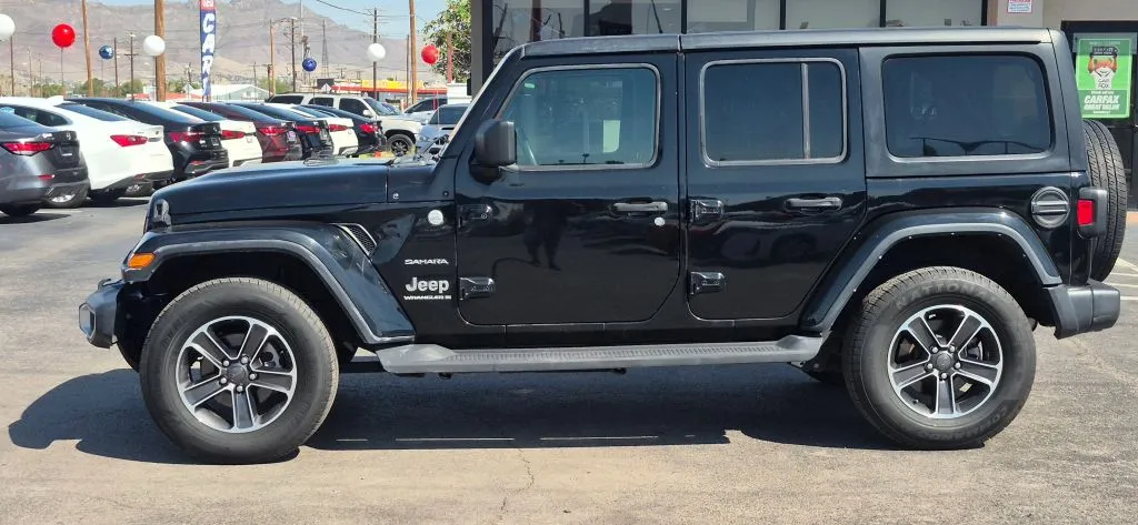 Jeep Wrangler photo 3
