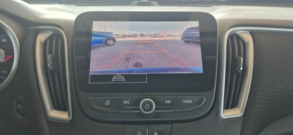 Chevrolet Malibu photo 17