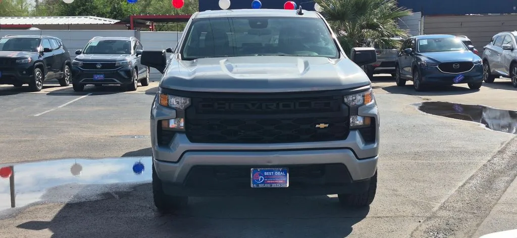 Chevrolet Silverado photo 9
