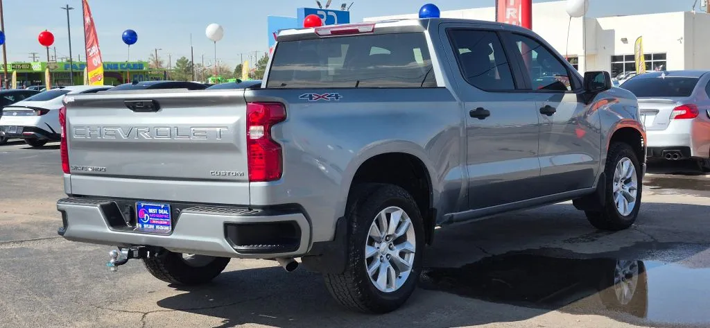 Chevrolet Silverado photo 6