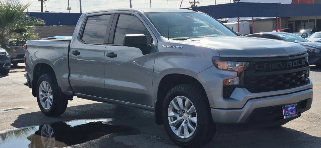 Chevrolet Silverado photo 8
