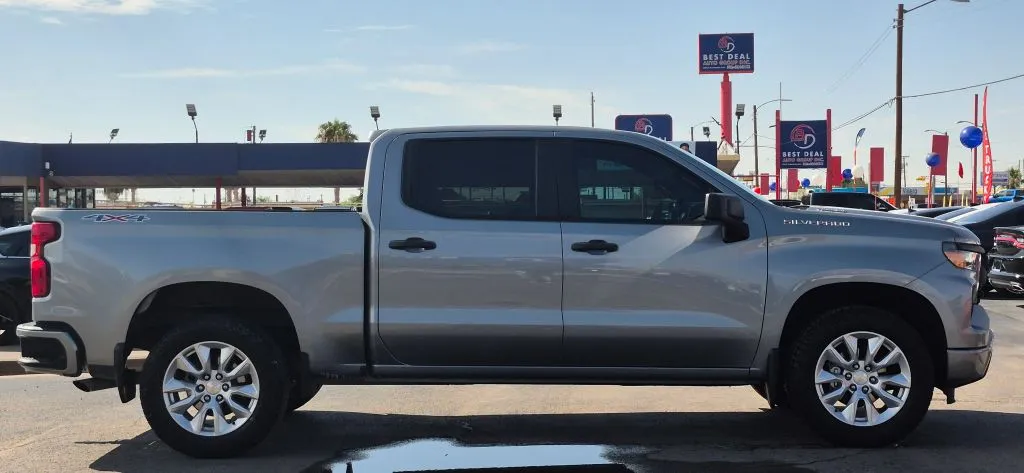 Chevrolet Silverado photo 7