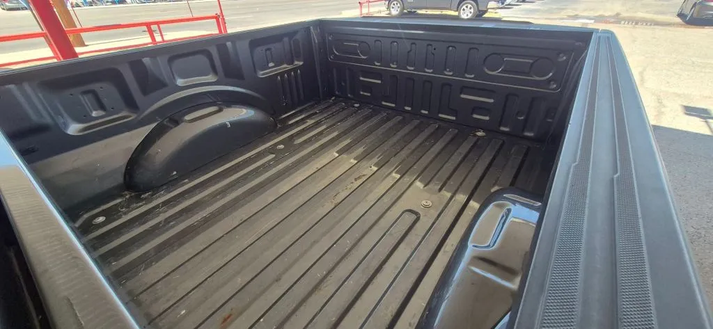 Ford F-150 photo 17