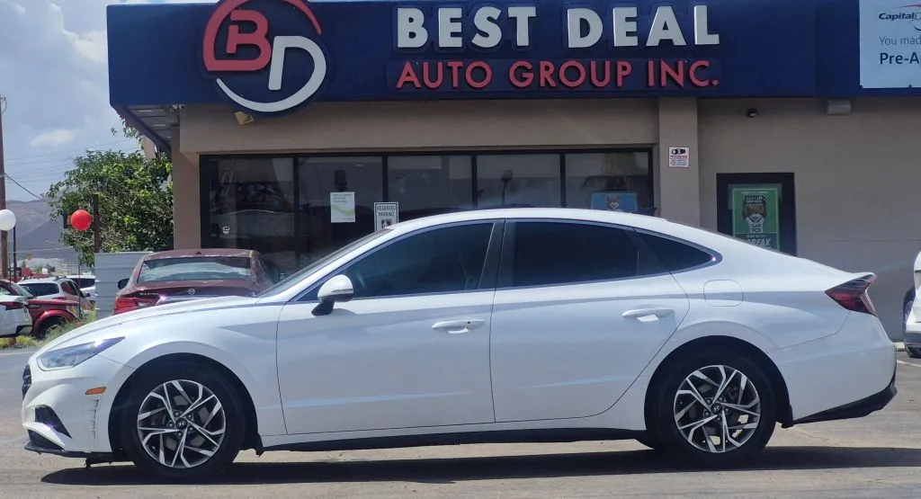 White 2022 Hyundai Sonata SEL Sedan 4D for sale in El Paso, TX