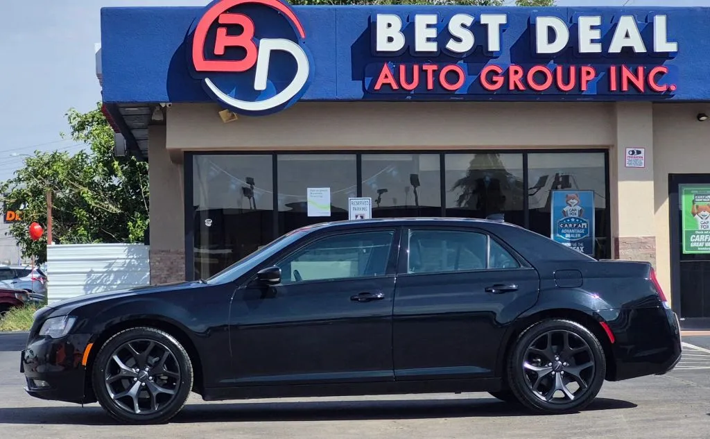 Black 2023 Chrysler 300 S V6 Sedan 4D for sale in El Paso, TX