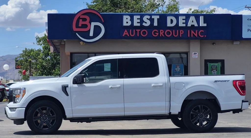 White 2021 Ford F-150 SuperCrew Cab XLT Pickup 4D 5 1/2 ft for sale in El Paso, TX