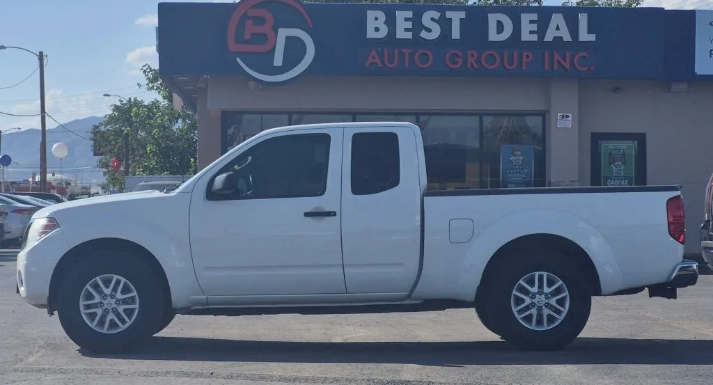 White 2019 Nissan Frontier King Cab SV Pickup 2D 6 ft for sale in El Paso, TX