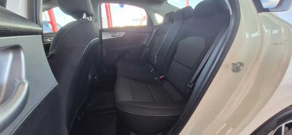 Kia Forte photo 12