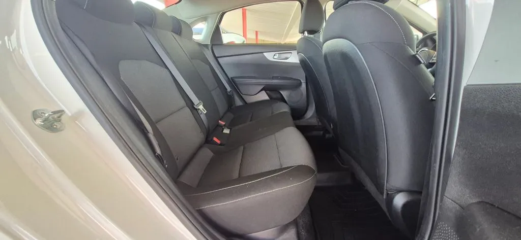 Kia Forte photo 13