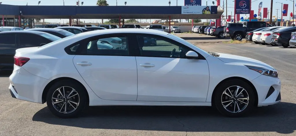 Kia Forte photo 7