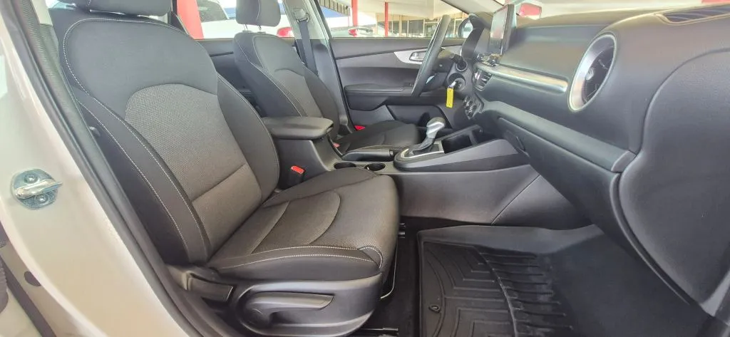 Kia Forte photo 14
