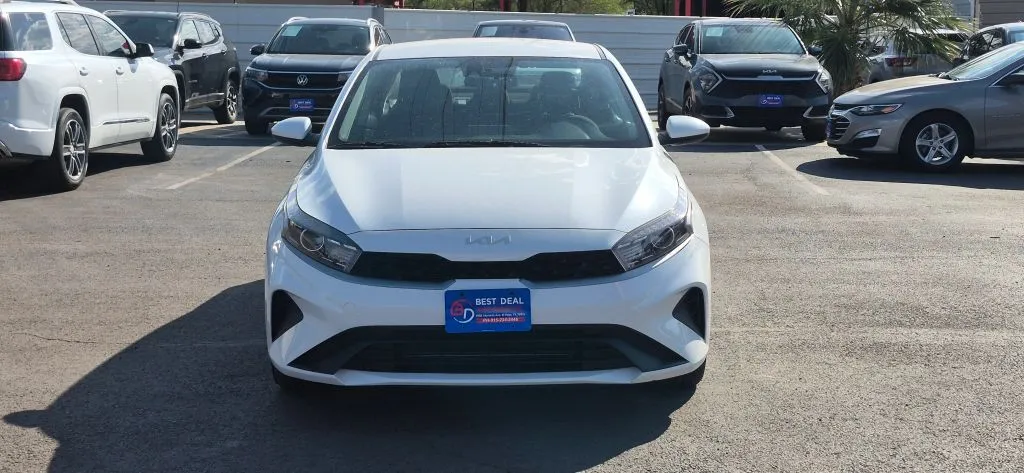 Kia Forte photo 9
