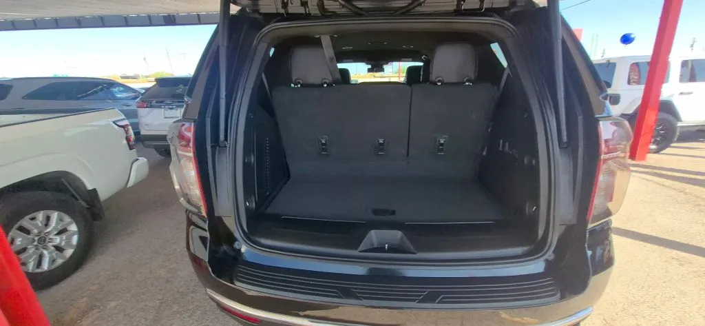 Chevrolet Tahoe photo 18