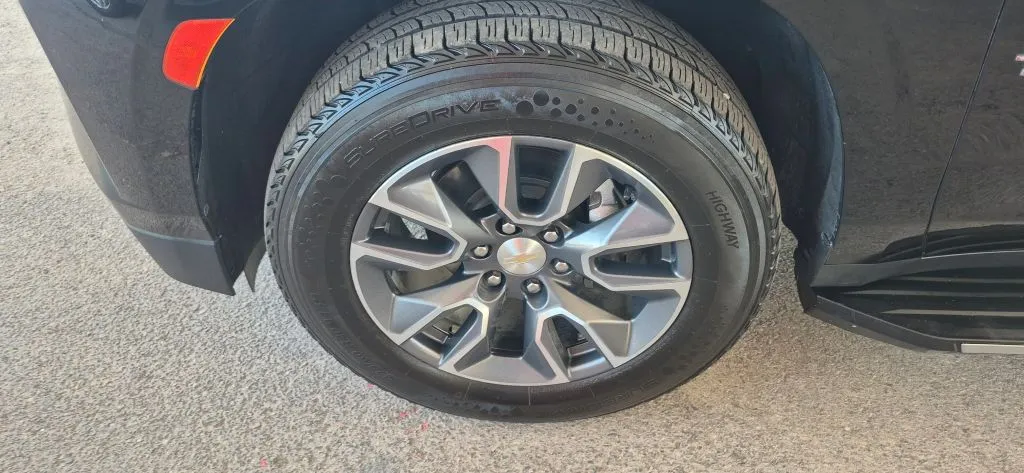 Chevrolet Tahoe photo 20