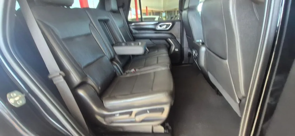Chevrolet Tahoe photo 15